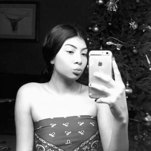 Meet your Posher, Kimberly